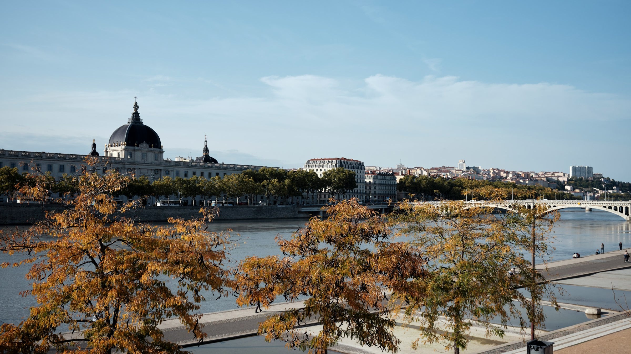 Découverte de Lyon en moto électrique Bymoss - Bymoss Bike